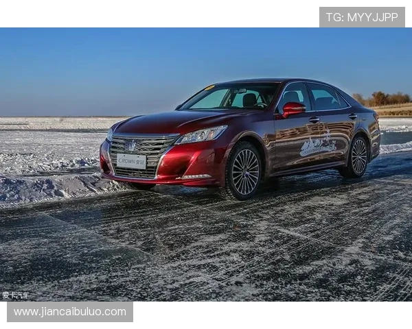 2.0T+8AT新组合，售价有诚意，ams车评试驾丰田新皇冠